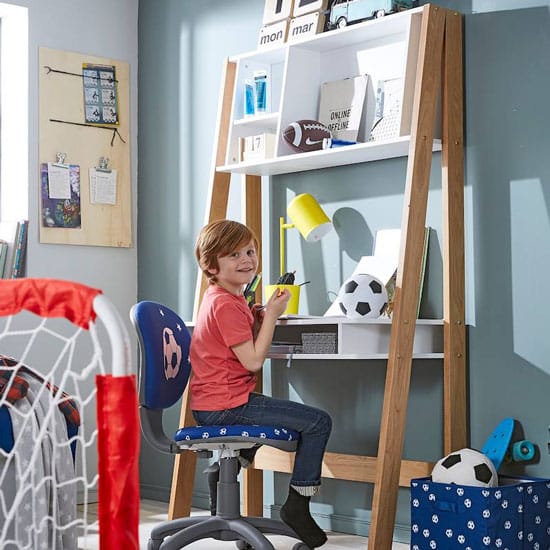 Bureau Enfant Primaire Top 10 Des Modeles Pour Jouer Et Travailler