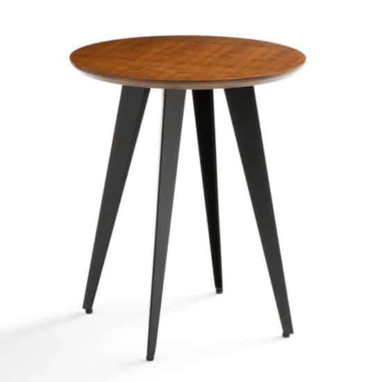 Comment fabriquer une table basse en résine avec des inclusions de