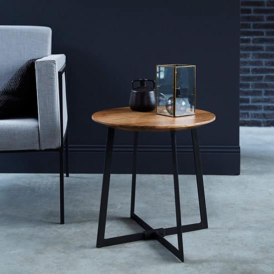 Table basse ronde en bois d'olivier et résine époxy - France