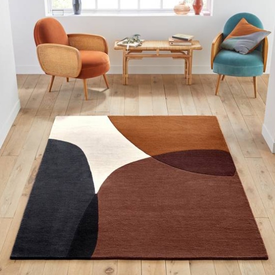 tapis scandinave à motifs colorés