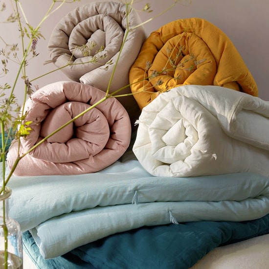 Édredon : 10 modèles tendances et moelleux pour une nuit douillette