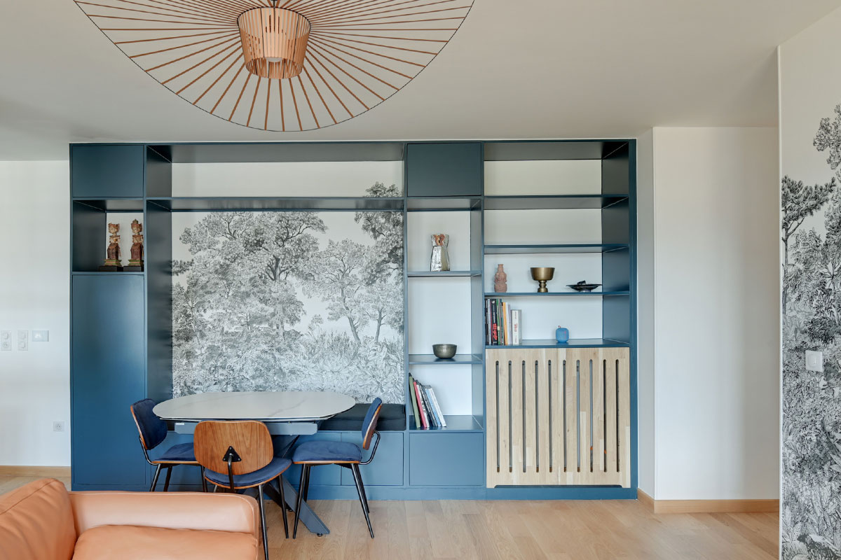 Pratique, la banquette crée une ambiance conviviale et chaleureuse