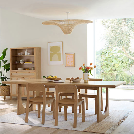 Table Douve 10 couverts, parfaite pour accueillir de grandes tablées