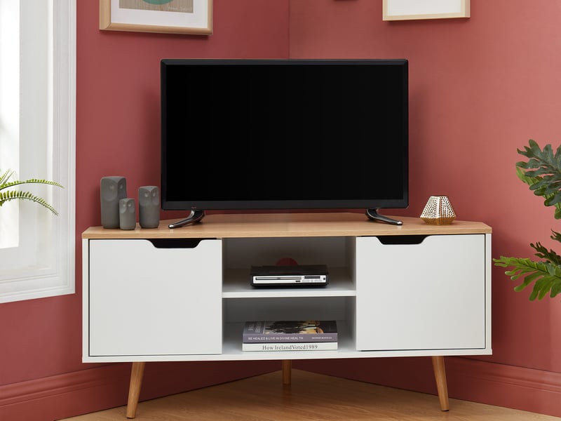 Meuble TV d'angle Lyna blanc et chêne en ambiance salon