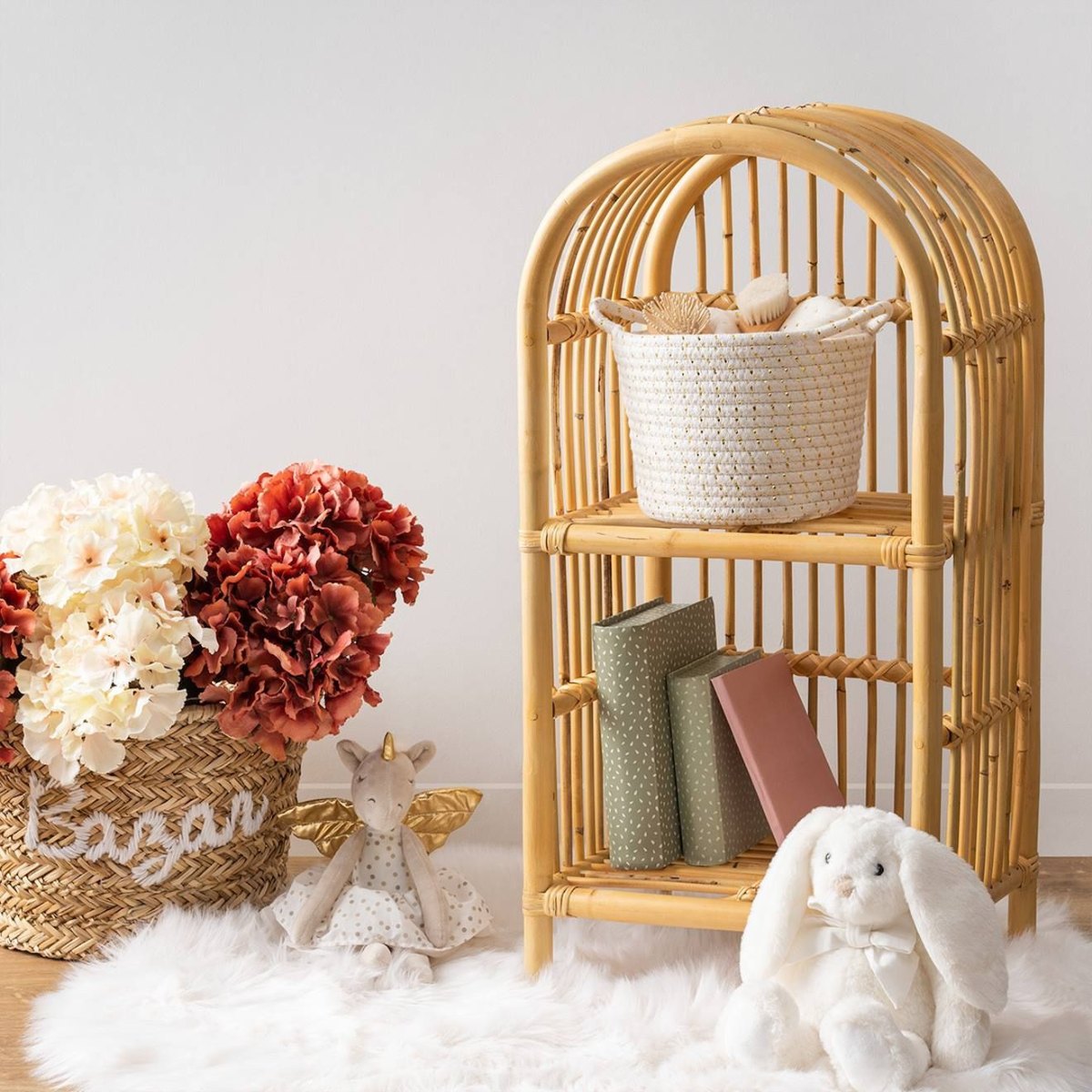 Bibliotheque enfant en rotin Colette en ambiance