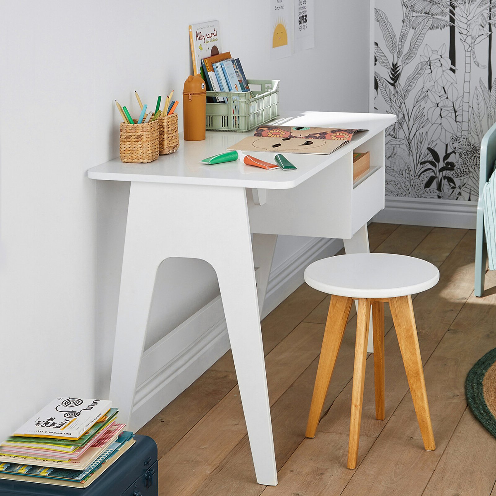 Bureau fille vintage Adil La Redoute en situation
