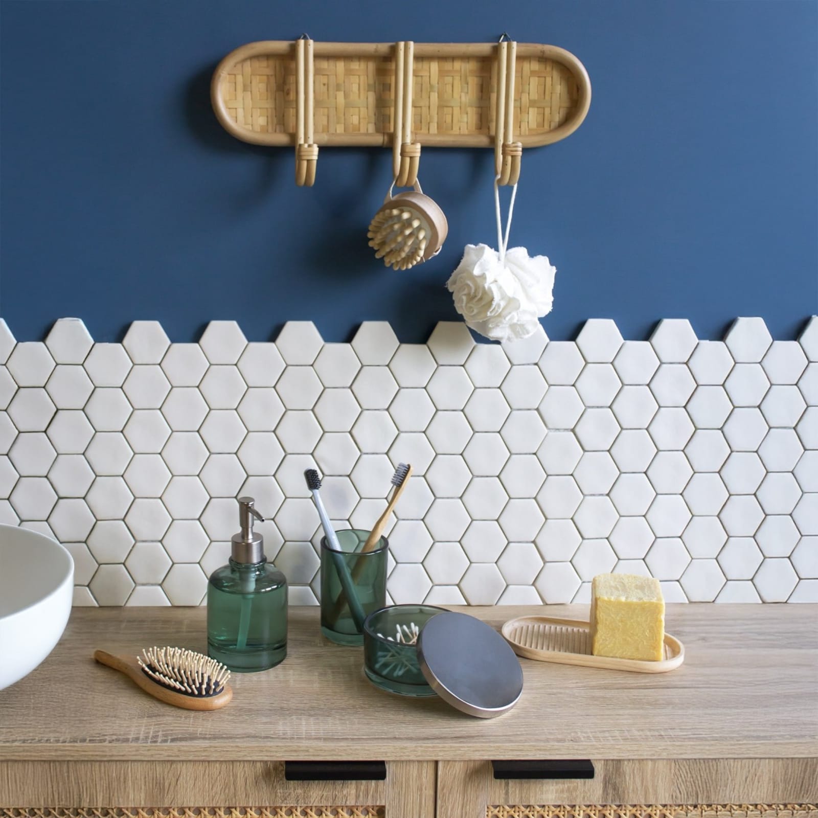 Porte-manteau en rotin et bambou, pour la salle de bain