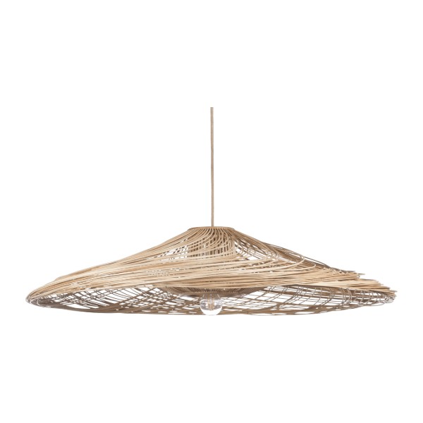 Grande suspension en rotin Satelise de Forestier sur fond blanc