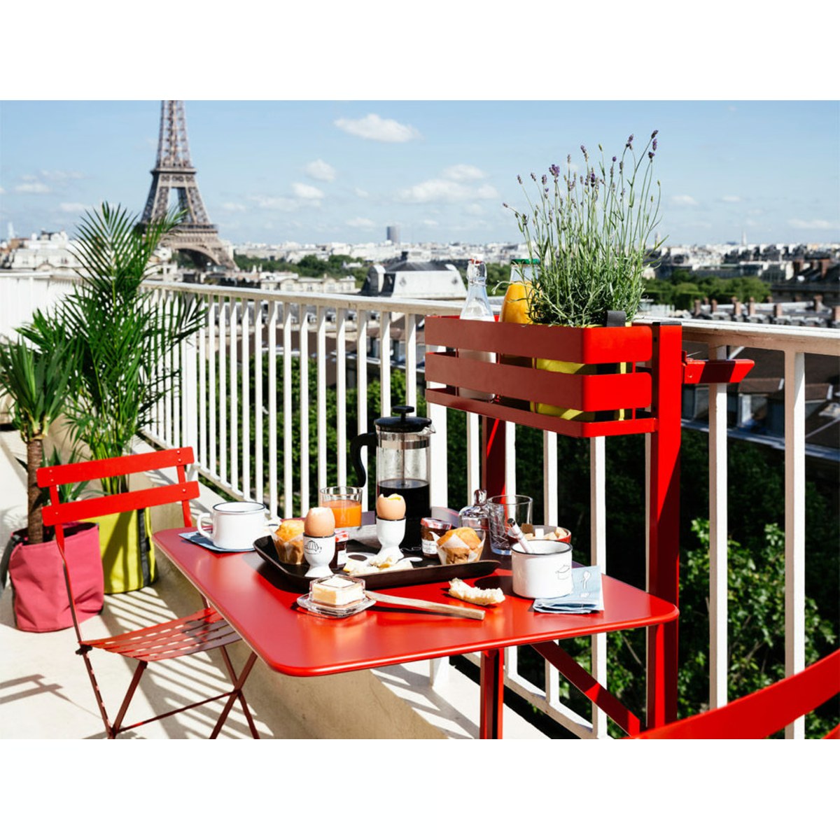 Table pliante pour balcon avec fixation balustrade