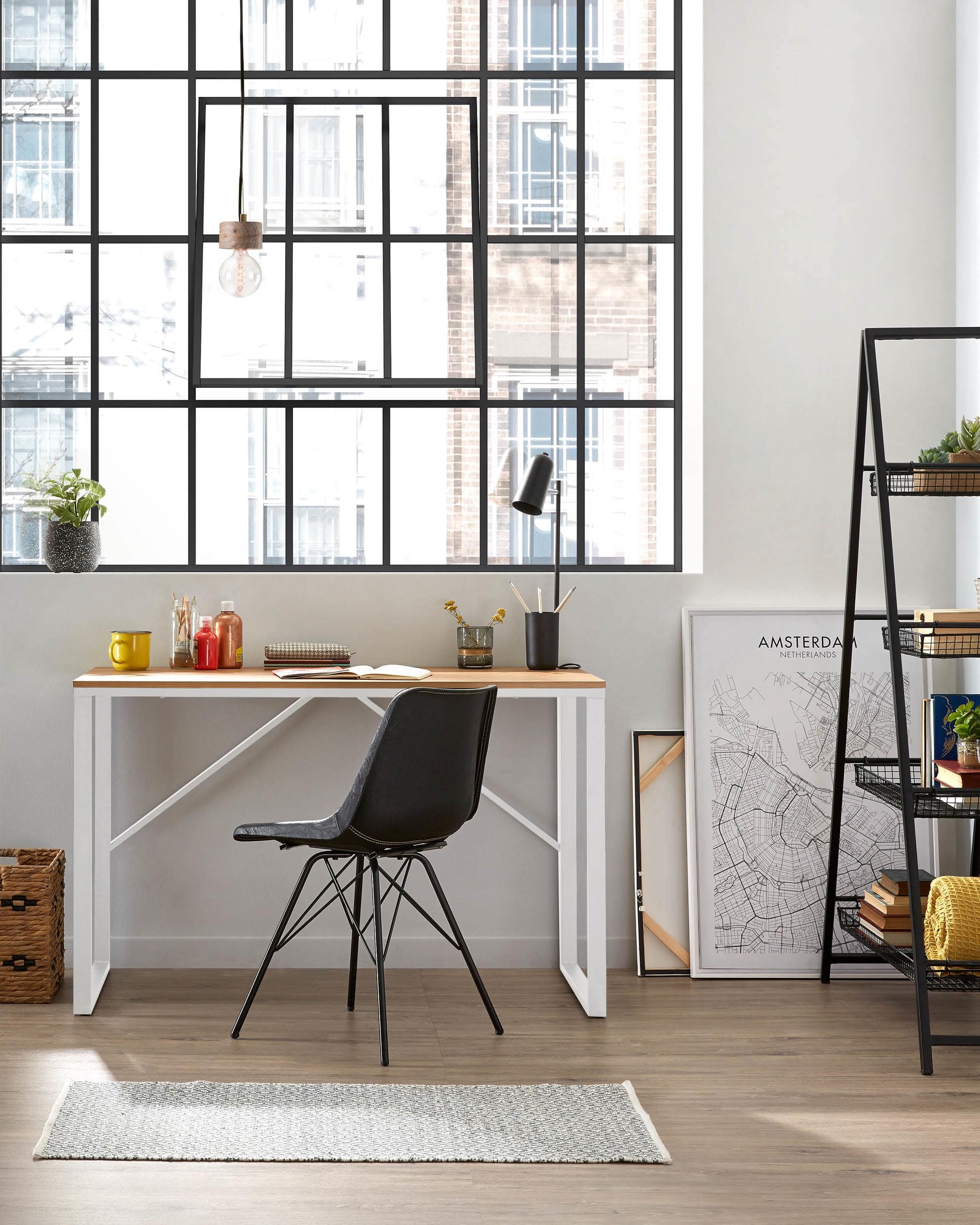 Bureau Talbot, la silhouette légère et minimaliste