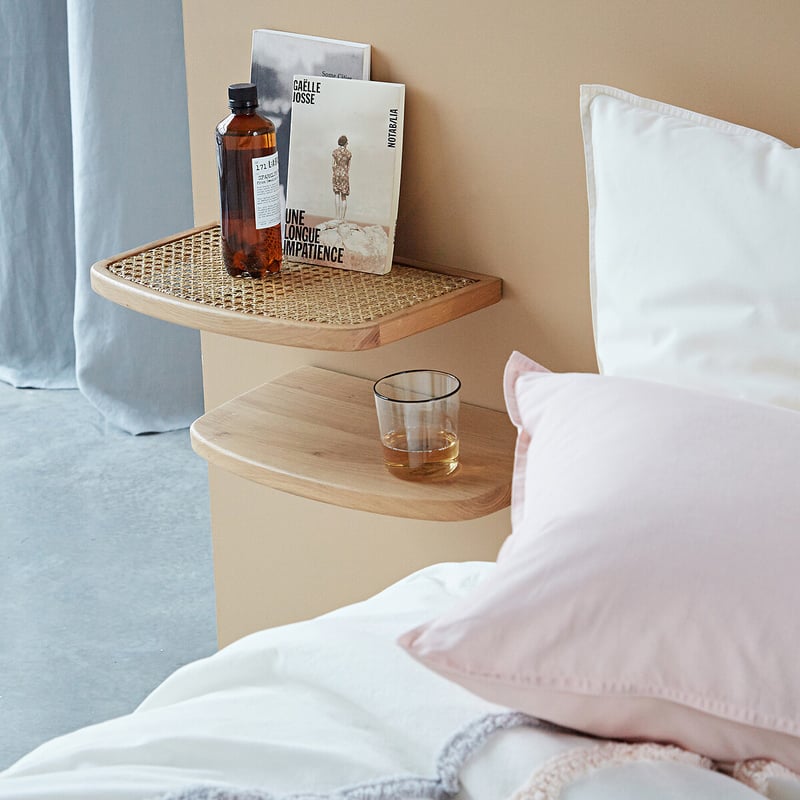 Chevet Buisseau en situation dans une chambre