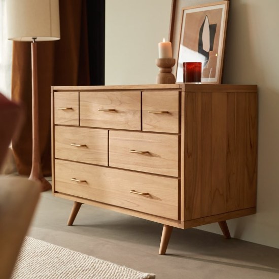 Commode scandinave en teck massif, l'intemporelle