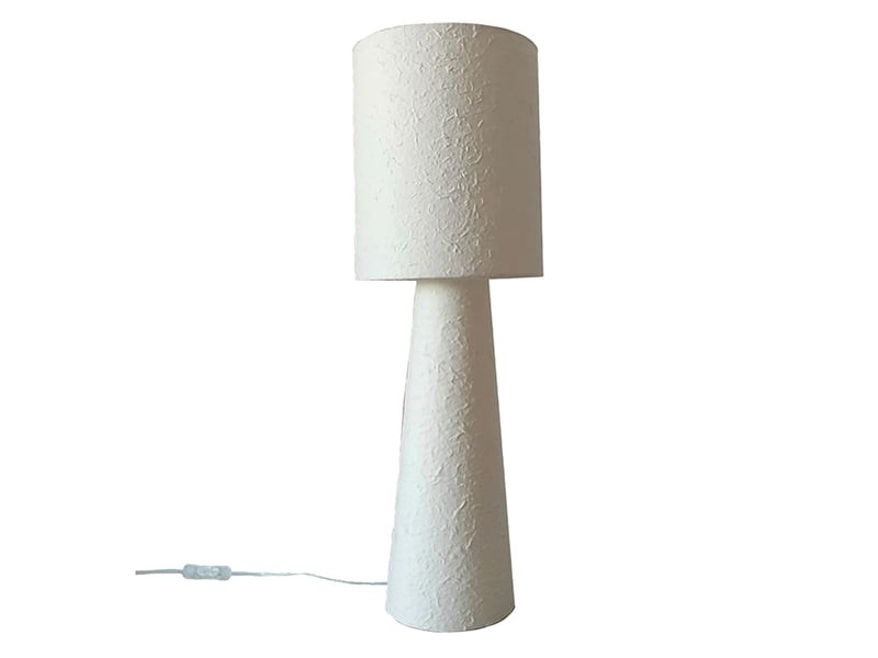 Grande lampe en papier mâché 62 cm Opjet sur fond blanc