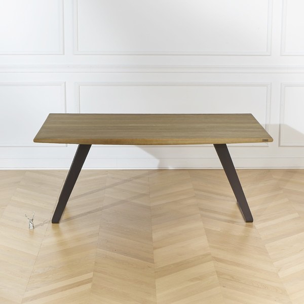 Table plateau chêne et pied métal noir Hector