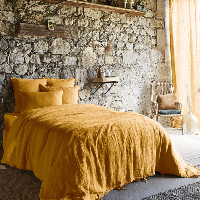 Housse de couette en lin français couleur miel Housse de Rêve dans une chambre