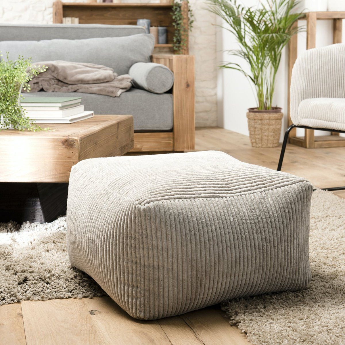 Pouf carré en velours côtelé gris perle TIM de La Redoute, packshot fond blanc