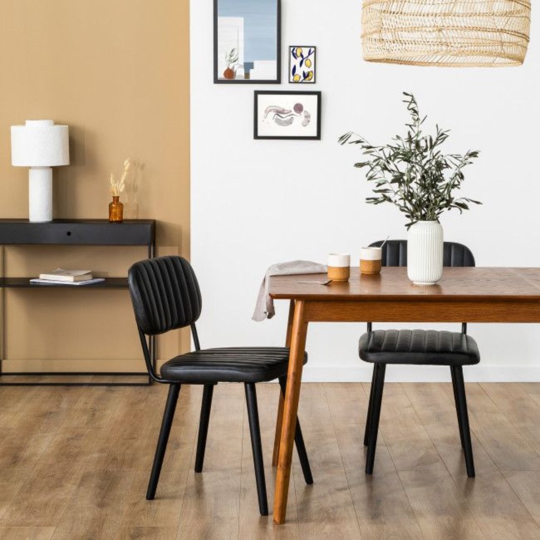 Table à manger nordique extensible en bois foncé
